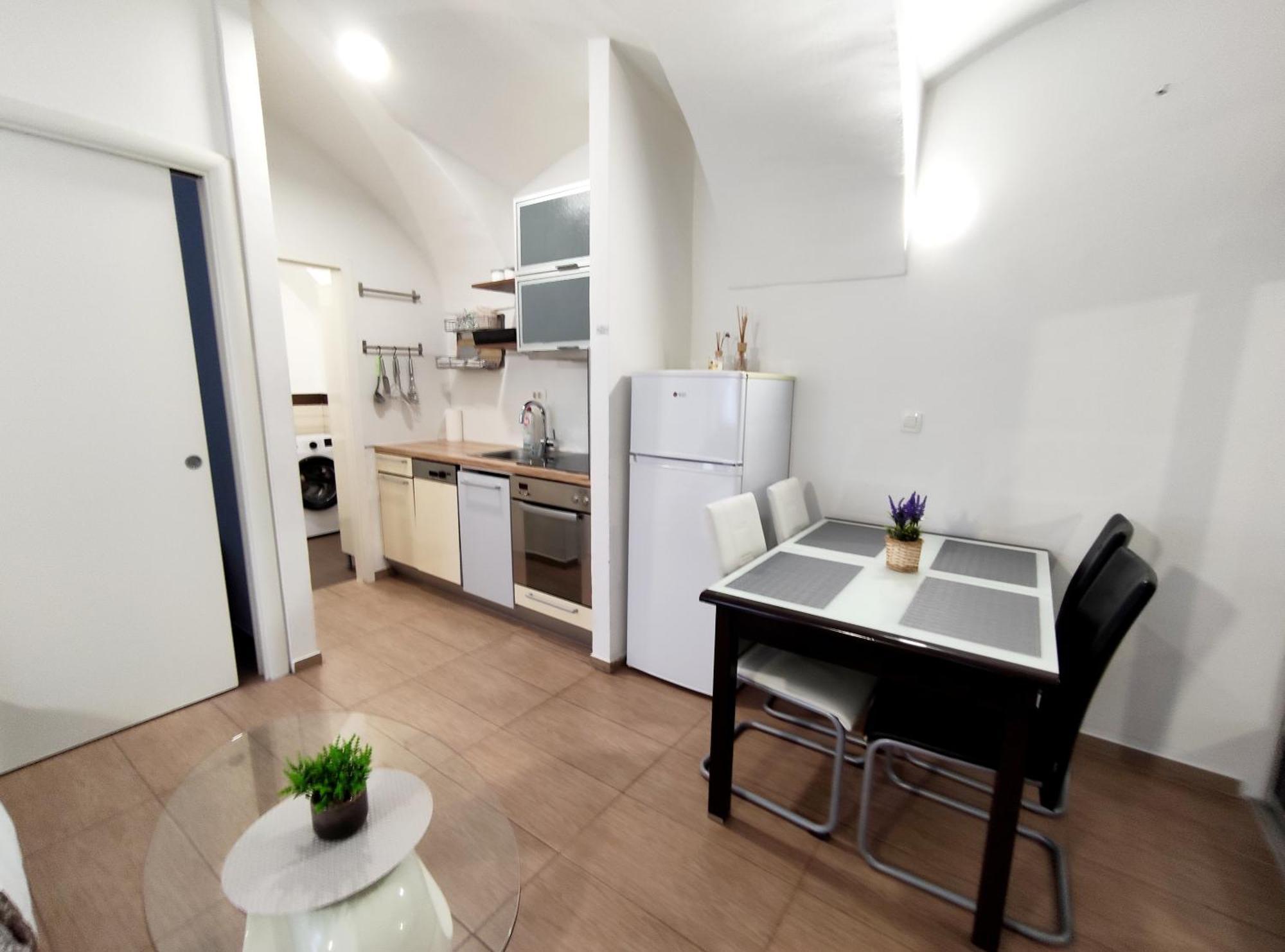 Studio Apartment Sisters 3-4 Lublana Zewnętrze zdjęcie